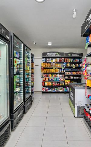 Apartamento para alugar com 86m², 2 quartos e 2 vagas Apartamento para alugar com 86m², 2 quartos e 2 vagasÁrea comum - Mercado