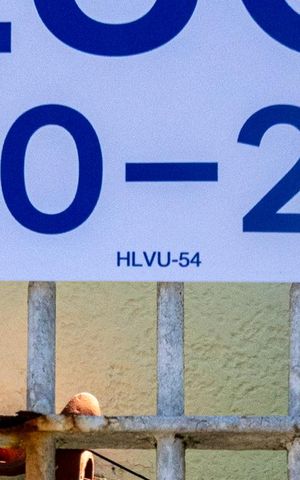 Apartamento para alugar com 50m², 1 quarto e sem vaga Apartamento para alugar com 50m², 1 quarto e sem vagaCódigo da placa