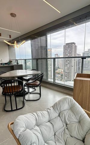 Apartamento para alugar com 103m², 3 quartos e 2 vagas Apartamento para alugar com 103m², 3 quartos e 2 vagasVaranda