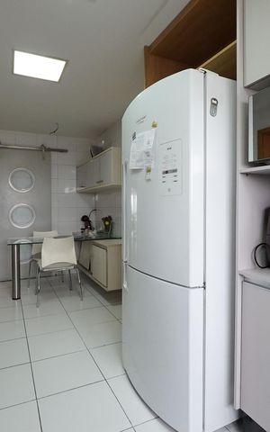 Apartamento para alugar com 213m², 3 quartos e 3 vagasCozinha