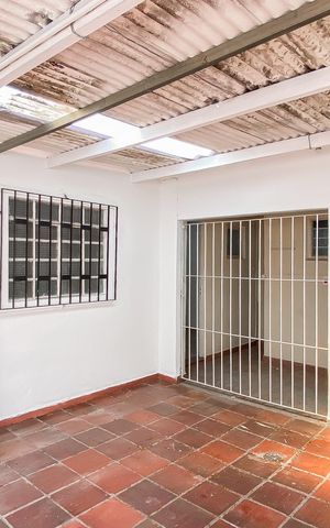 Casa para alugar com 100m², 3 quartos e 1 vaga Casa para alugar com 100m², 3 quartos e 1 vagaÁrea de Serviço