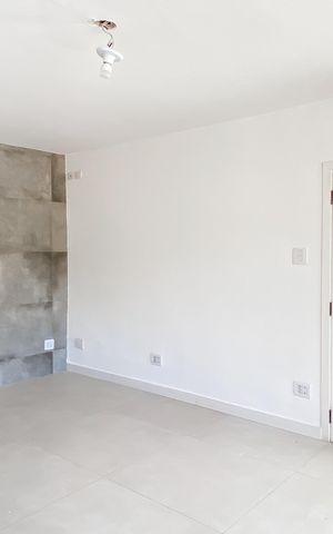 Casa para alugar com 100m², 3 quartos e 1 vaga Casa para alugar com 100m², 3 quartos e 1 vagaSala