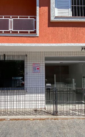 Casa para alugar com 100m², 3 quartos e 1 vaga Casa para alugar com 100m², 3 quartos e 1 vagaFachada