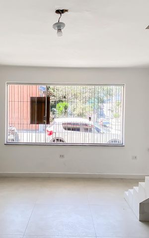 Casa para alugar com 100m², 3 quartos e 1 vaga Casa para alugar com 100m², 3 quartos e 1 vagaSala