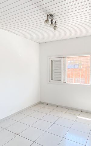 Casa para alugar com 100m², 3 quartos e 1 vaga Casa para alugar com 100m², 3 quartos e 1 vagaQuarto 1