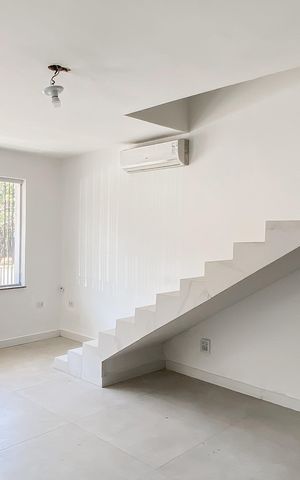 Casa para alugar com 100m², 3 quartos e 1 vaga Casa para alugar com 100m², 3 quartos e 1 vagaSala