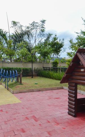 Apartamento para alugar com 54m², 2 quartos e 1 vaga Apartamento para alugar com 54m², 2 quartos e 1 vagaÁrea comum - Playground