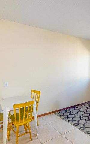 Casa para alugar com 55m², 2 quartos e 2 vagas Casa para alugar com 55m², 2 quartos e 2 vagasSala/Cozinha