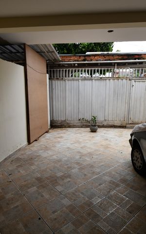 Casa para alugar com 200m², 1 quarto e 1 vagaGaragem