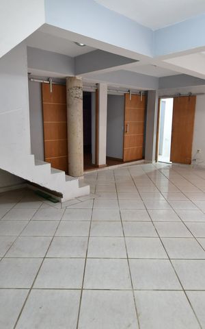 Casa para alugar com 200m², 1 quarto e 1 vagaSala