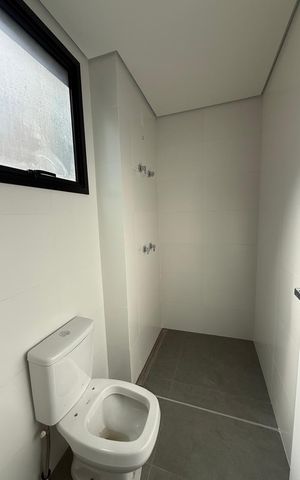 Apartamento à venda com 91m², 3 quartos e 2 vagas Apartamento à venda com 91m², 3 quartos e 2 vagasBanheiro da Suíte 2