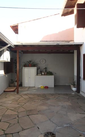 Casa à venda com 186m², 3 quartos e 4 vagasQuintal