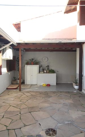 Casa à venda com 186m², 3 quartos e 4 vagasQuintal