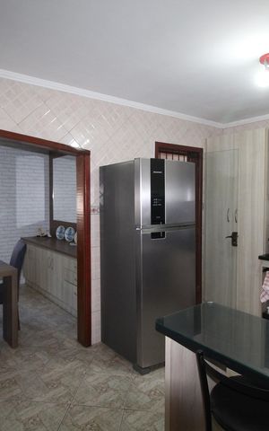 Casa à venda com 186m², 3 quartos e 4 vagasCozinha