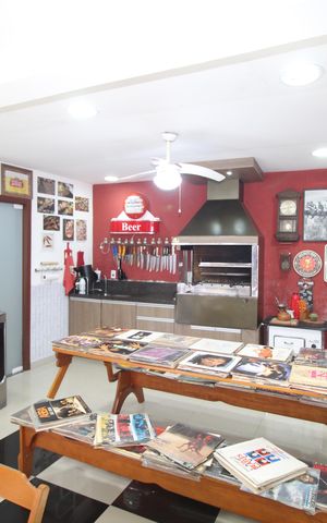 Casa à venda com 186m², 3 quartos e 4 vagasChurrasqueira