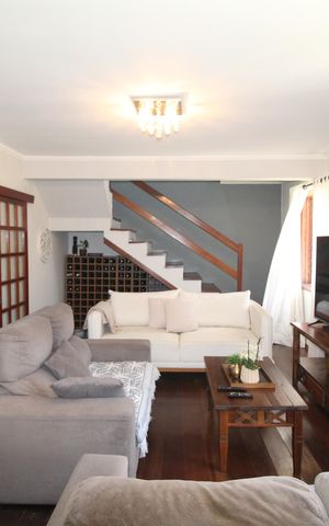 Casa à venda com 186m², 3 quartos e 4 vagasSala