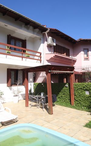 Casa à venda com 186m², 3 quartos e 4 vagasQuintal