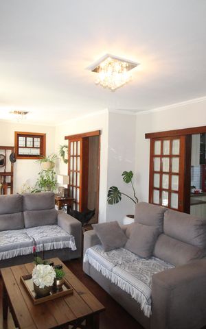 Casa à venda com 186m², 3 quartos e 4 vagasSala
