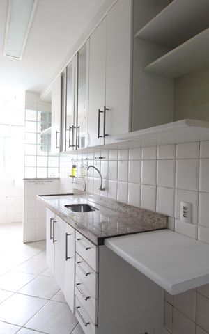Apartamento para alugar com 77m², 2 quartos e 1 vagaCozinha