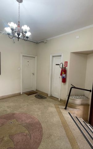Apartamento para alugar com 118m², 2 quartos e sem vaga Apartamento para alugar com 118m², 2 quartos e sem vagaHall de entrada