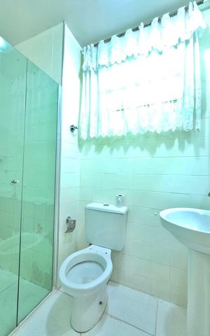 Apartamento à venda com 70m², 2 quartos e 1 vaga Apartamento à venda com 70m², 2 quartos e 1 vagaBanheiro Social