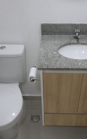 Apartamento para alugar com 41m², 2 quartos e sem vagaBanheiro