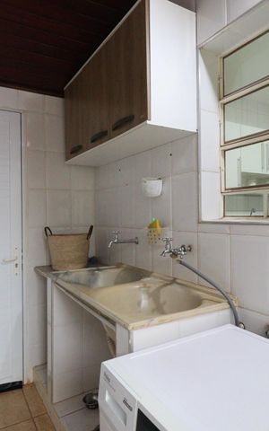Casa de condomínio para alugar com 180m², 3 quartos e 2 vagas Casa de condomínio para alugar com 180m², 3 quartos e 2 vagasÁrea de Serviço