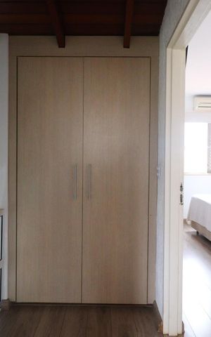 Casa de condomínio para alugar com 180m², 3 quartos e 2 vagas Casa de condomínio para alugar com 180m², 3 quartos e 2 vagasRoupeiro