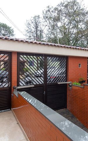 Casa para alugar com 400m², 3 quartos e 5 vagasEntrada