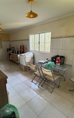 Casa à venda com 300m², 3 quartos e sem vaga