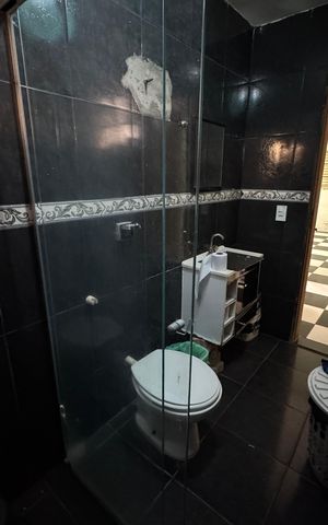Casa à venda com 300m², 3 quartos e sem vaga