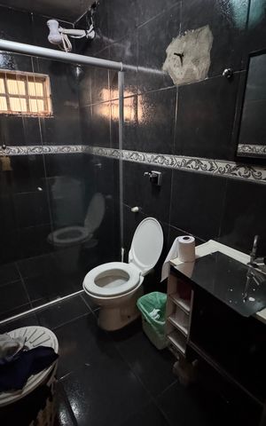 Casa à venda com 300m², 3 quartos e sem vaga