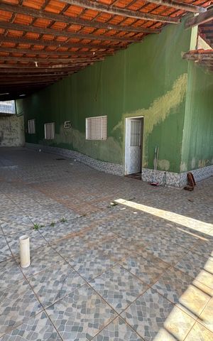 Casa à venda com 300m², 3 quartos e sem vaga