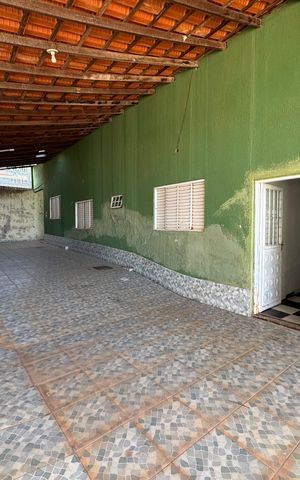 Casa à venda com 300m², 3 quartos e sem vaga