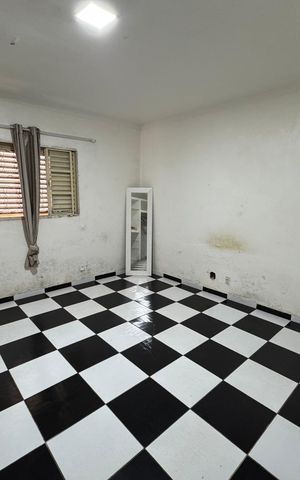 Casa à venda com 300m², 3 quartos e sem vaga