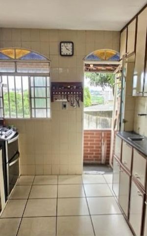 Casa à venda com 396m², 4 quartos e 4 vagas Casa à venda com 396m², 4 quartos e 4 vagasCozinha