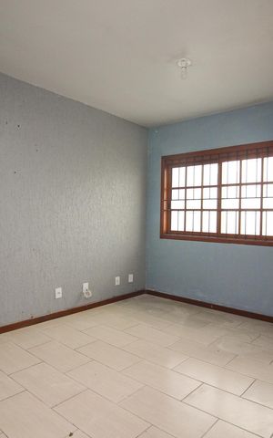 Casa para alugar com 50m², 2 quartos e 1 vaga Casa para alugar com 50m², 2 quartos e 1 vagaSala