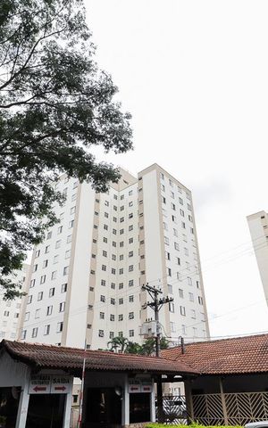 Apartamento para alugar com 55m², 2 quartos e 1 vagaFachada