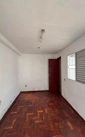 Casa à venda com 260m², 3 quartos e 2 vagas Casa à venda com 260m², 3 quartos e 2 vagasQuarto 3