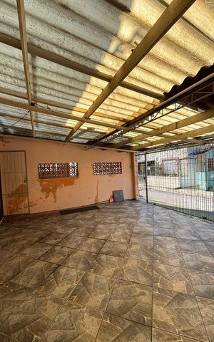 Casa à venda com 260m², 3 quartos e 2 vagas Casa à venda com 260m², 3 quartos e 2 vagasGaragem