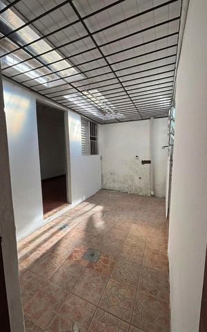 Casa à venda com 260m², 3 quartos e 2 vagas Casa à venda com 260m², 3 quartos e 2 vagasCorredor