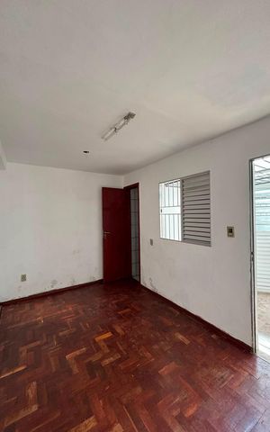 Casa à venda com 260m², 3 quartos e 2 vagas Casa à venda com 260m², 3 quartos e 2 vagasQuarto 3