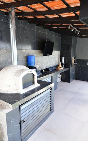 Casa à venda com 232m², 4 quartos e 3 vagasVaranda gourmet