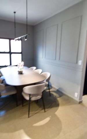 Casa à venda com 232m², 4 quartos e 3 vagasSala