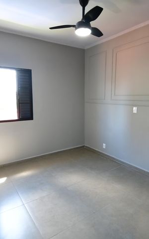 Casa à venda com 232m², 4 quartos e 3 vagasQuarto 2