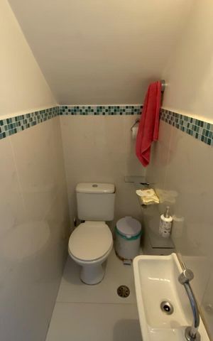 Casa de condomínio à venda com 65m², 2 quartos e 1 vaga Casa de condomínio à venda com 65m², 2 quartos e 1 vagaLavabo