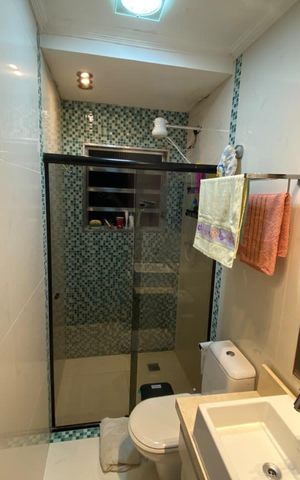 Casa de condomínio à venda com 65m², 2 quartos e 1 vaga Casa de condomínio à venda com 65m², 2 quartos e 1 vagaBanheiro