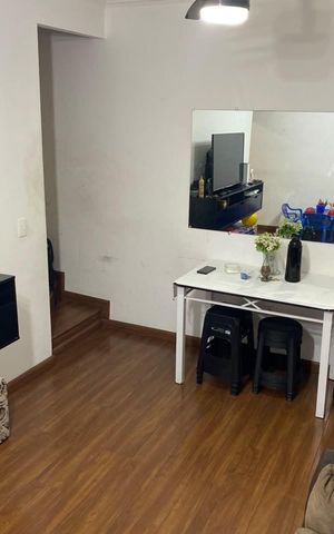 Casa de condomínio à venda com 65m², 2 quartos e 1 vaga Casa de condomínio à venda com 65m², 2 quartos e 1 vagaSala