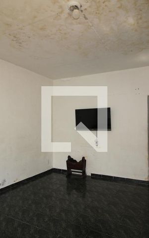 Casa para alugar com 228m², 2 quartos e sem vaga