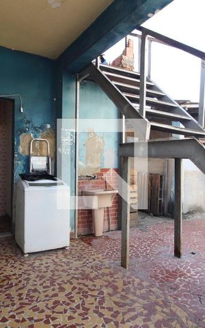 Casa para alugar com 228m², 2 quartos e sem vaga